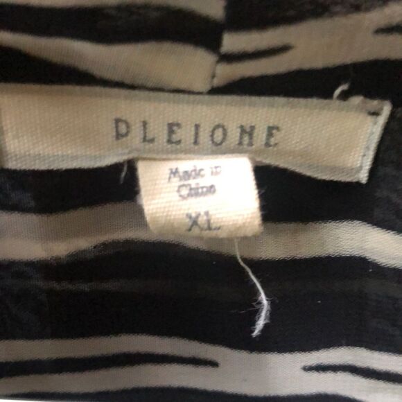 Pleione Sheer Black and White Striped Long Sleeve Blouse XL - Picture 4 of 6